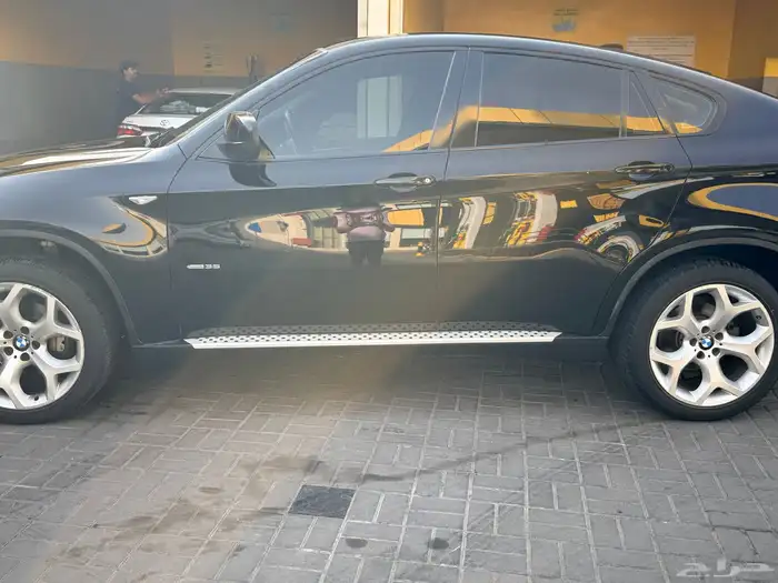 للبيع سيارة BMW فئة X6 موديل 2012 20