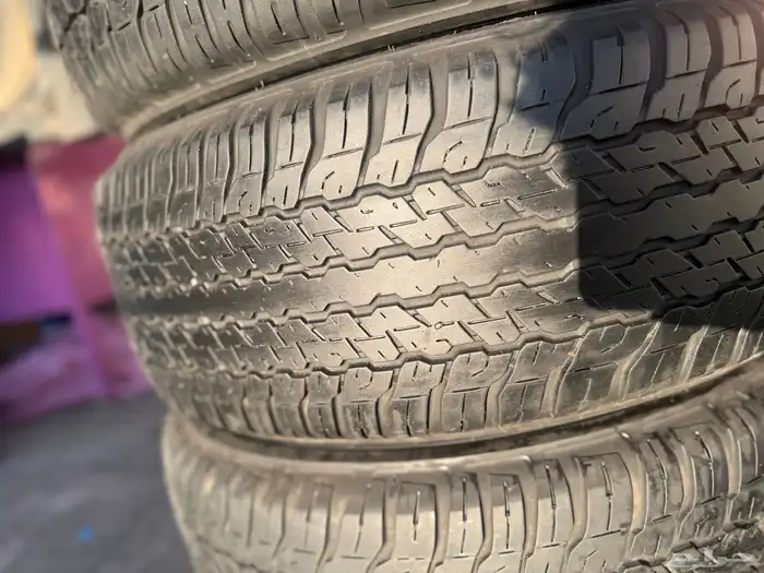 265 65 17كفرات دنلوب وكالة هايلوكس وبرادو وفورشنر ت 24 3