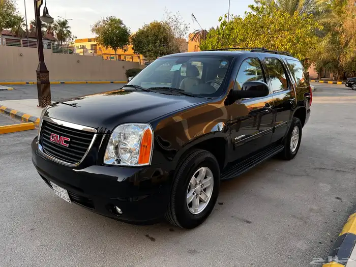 يوكن 2014 مخزن شبه جديد 5