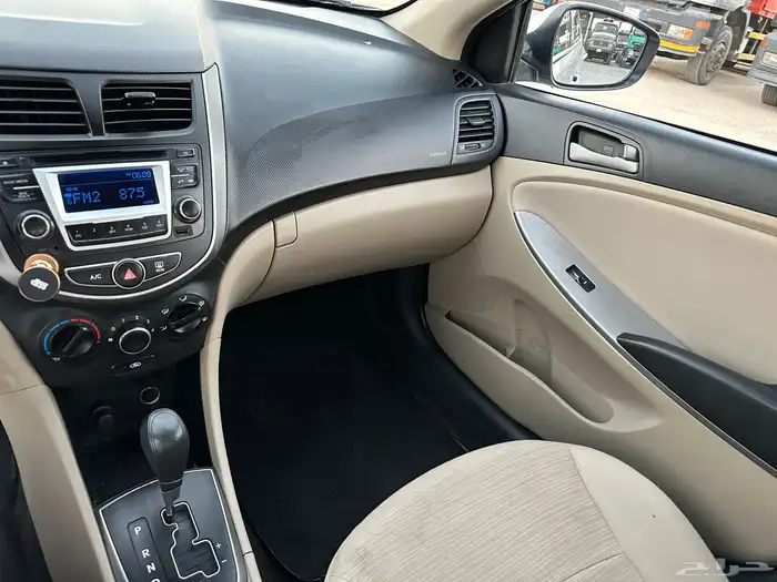 هيونداي المجدوعي اكسنت بنزين 2018 14