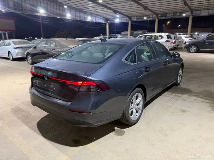 هوندا اكورد ستاندر 2025 2