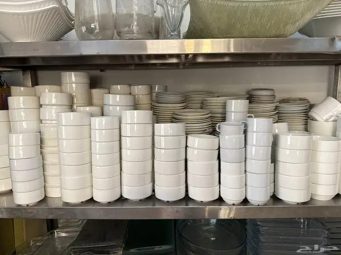 صحون وسخانات وسفنديشات وسواكل. وكاسات كلها جديده 5