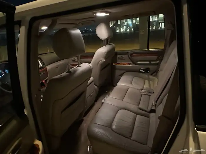 لكزس 2006LX47 11