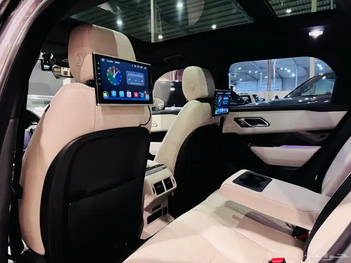 رنج روفر فيلار . SE P250 R-Dynamic 4