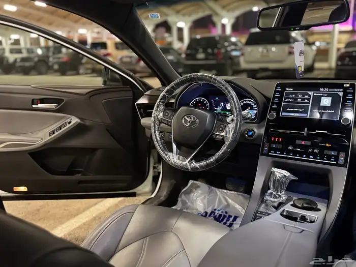 تويوتا افالون وكالة 6