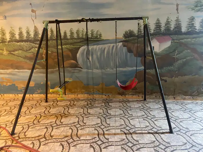 مرجيحه حديد 0