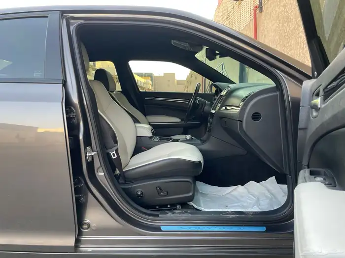 كرايزلر موديل 2021 S300 40