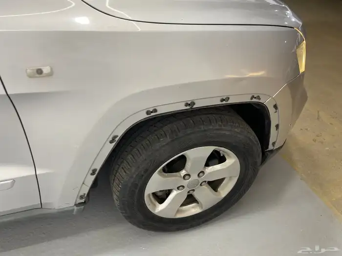 جيب قراند شيروكي 6 سلندر بدي وكاله 2011 10