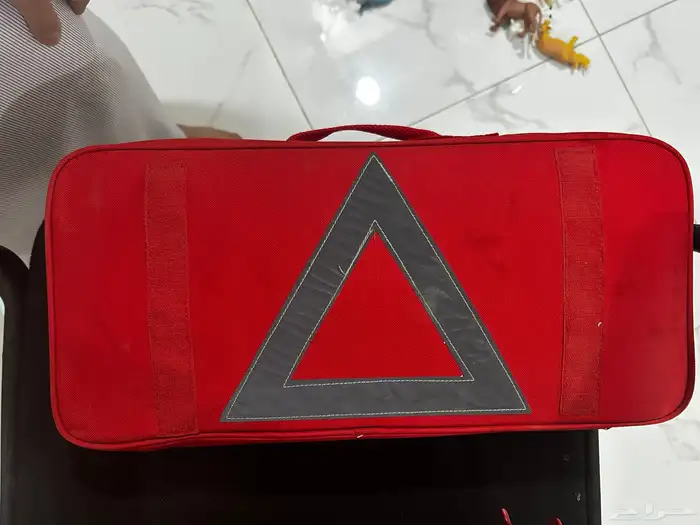 شنطه إسعافات 0