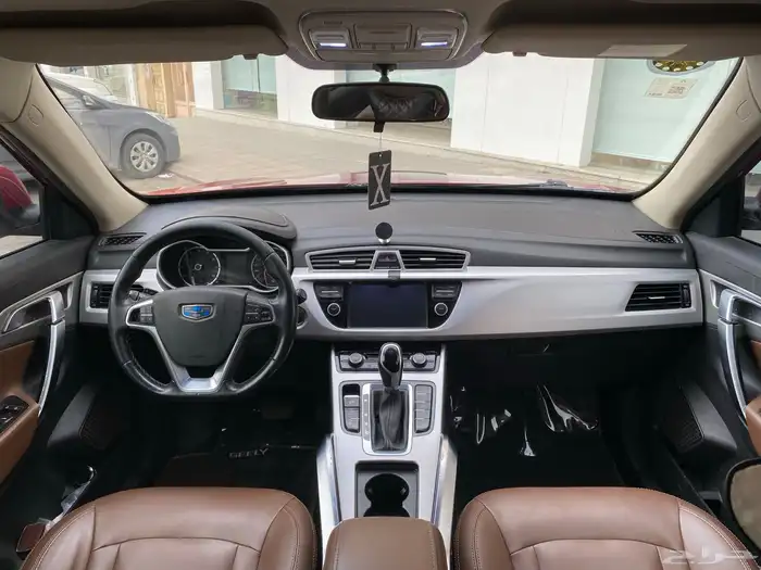 للبيع جيب جيلي امجراند X7 موديل 2017 8