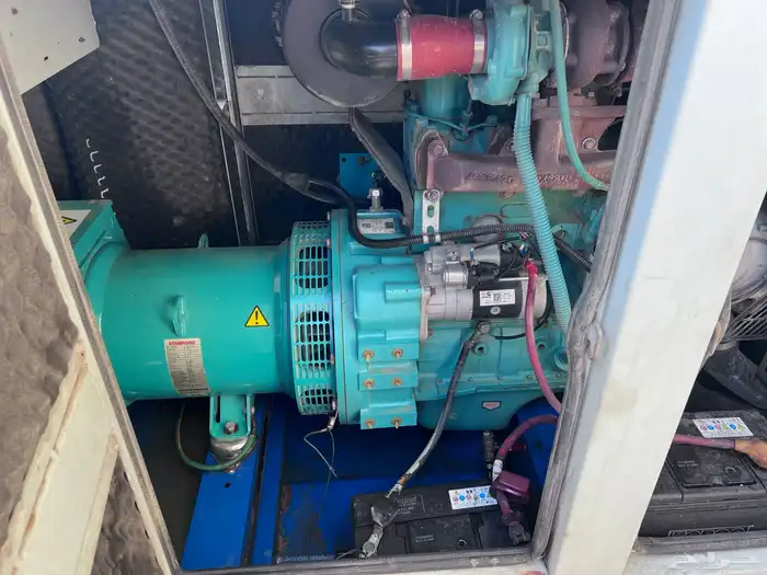 مولد كهربائي كومنز 50 كيلو واط - 66 كيلو فولت امبير 3