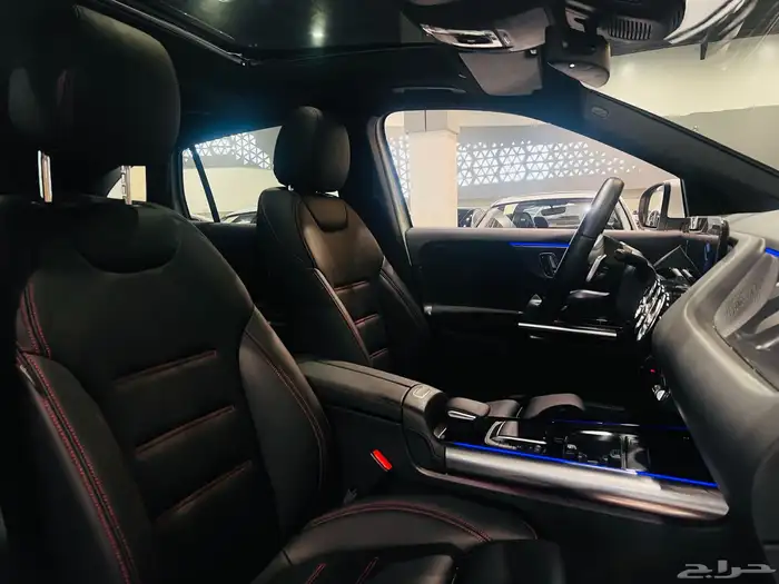 مرسيدس جيب GLA 250 موديل 2020 (بحالة الوكالة) 19