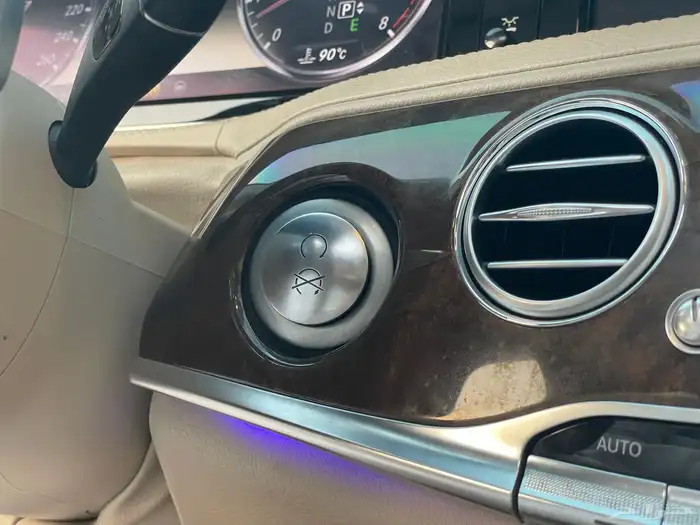 مرسيدس S400 - 2014 نظيف جدا 3ازرار 24