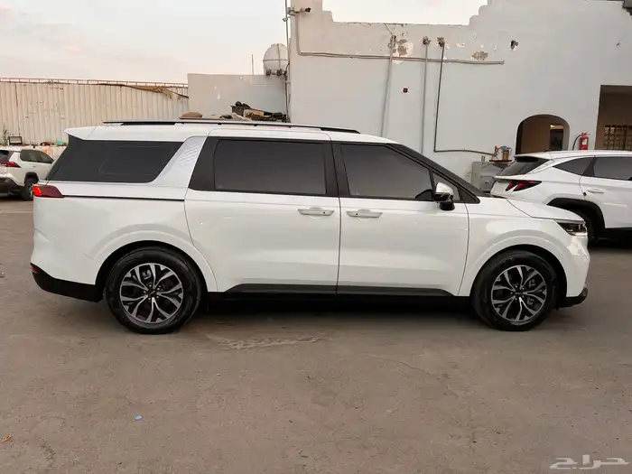 كرنفال 2023 (ديزل) 9مقاعد وارد كوريا 2