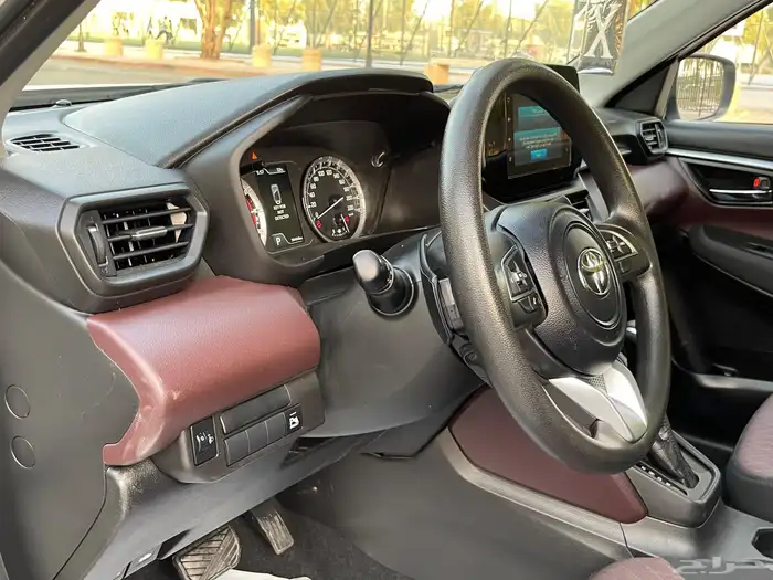 تويوتا اوربان 2025 سعودي 11