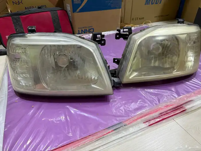 للبيع انوار ددسن واحد اصلي والثاني مو اصلي 2