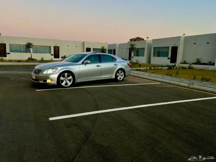 لكزس2011 460 LS نظيف 12