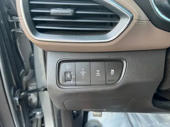 سنتافي 2019 بنزين 6 سلندر سقف بانوراما 7 مقاعد قمة الاطلال 56