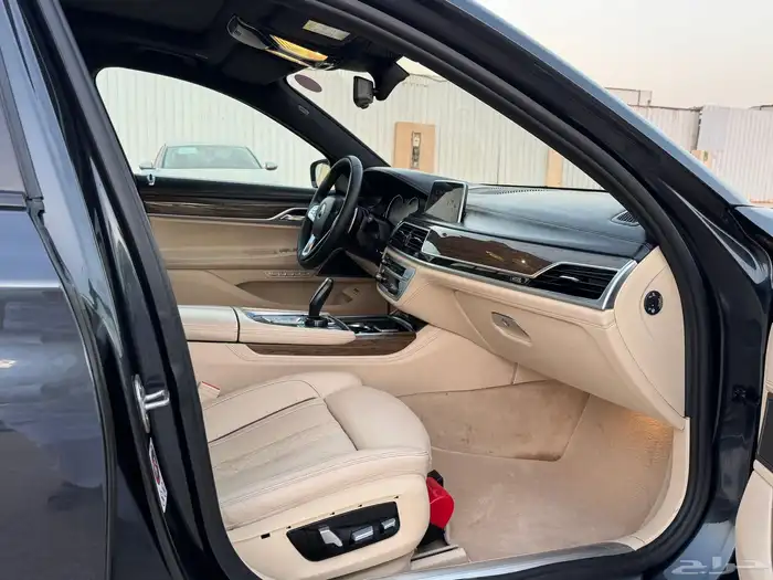 بي ام دبليو 740Li _ 2016 8