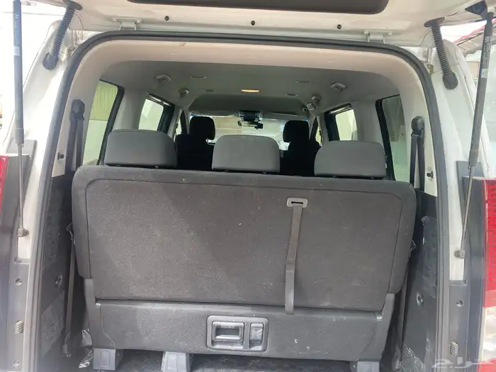 هونداي ستاريا 25 ديزل استاندر 11راكب عداد 26ألف 9