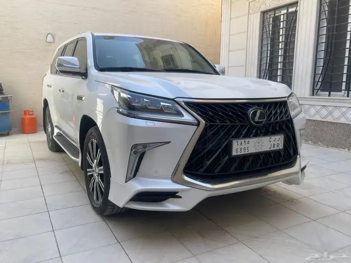 للبيع لكزس بريمى 2020 6