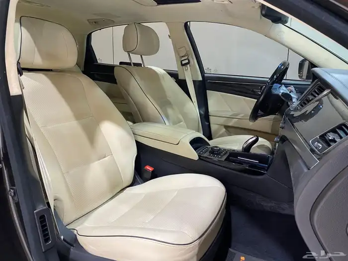 سنتنيال VS500 2014 ( أعلى فئة ) عداد قليل 15