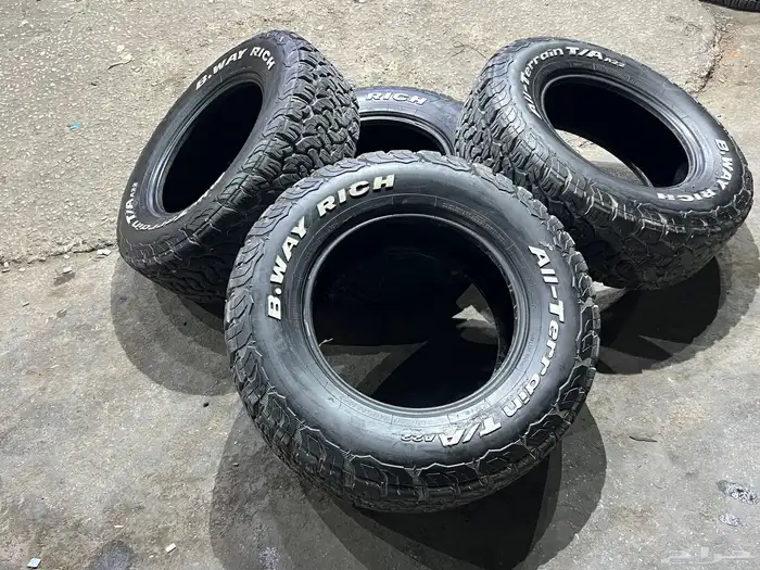 كفرات نضيفه بالمره حجري تاريخ 24 مقاس 17 30