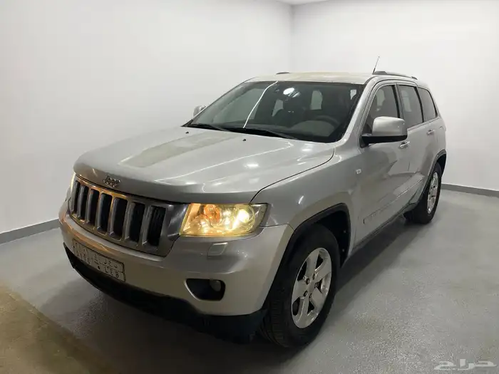 جيب قراند شيروكي 6 سلندر بدي وكاله 2011 5