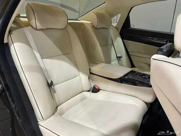 سنتنيال VS500 2014 ( أعلى فئة ) عداد قليل 16