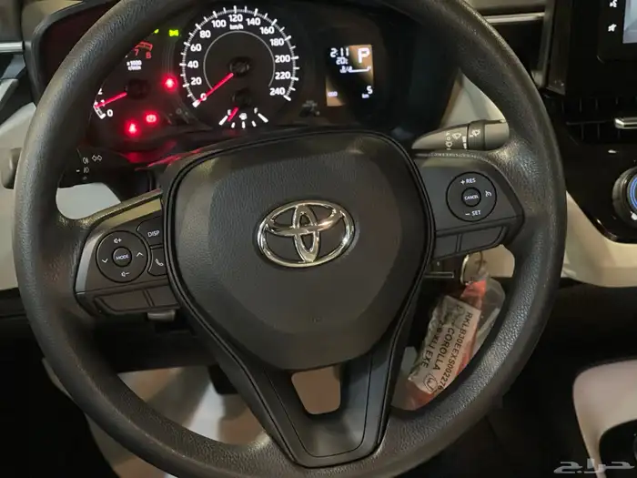 تويوتا كورولا مطور 2025 11