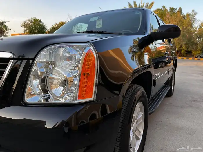 يوكن 2014 مخزن شبه جديد 34