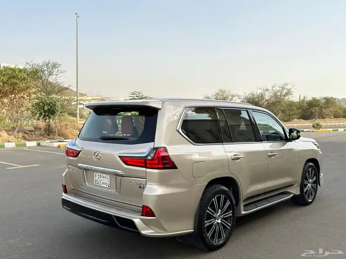 جيب لكزس 2018 11