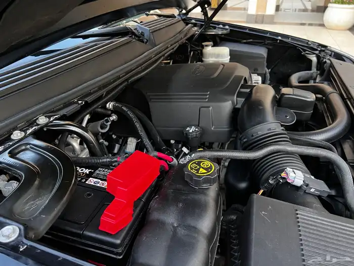 يوكن 2014 مخزن شبه جديد 74