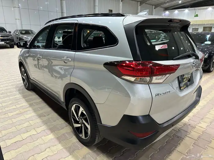 تويوتا راش موديل 2023 فل كامل نظيف 21