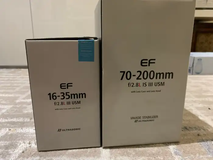 عدسات تصوير بحالة ممتازة وفلاش Godox V1C 8