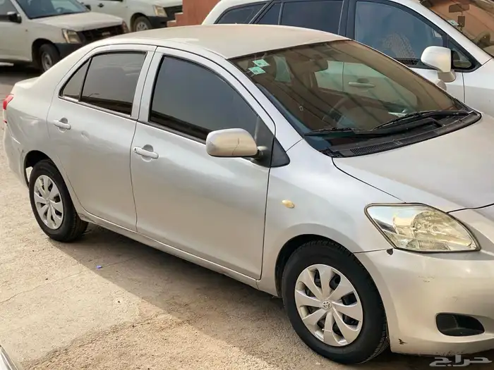 Toyota Yaris 2008 1