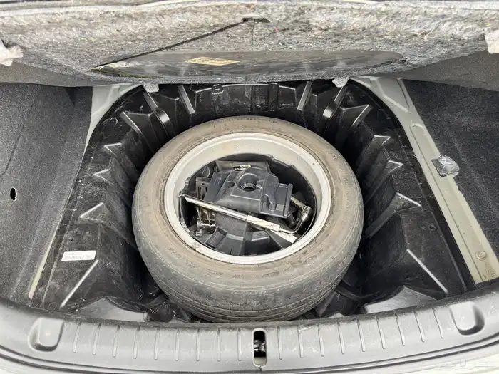 كابريس 2013 نظيف جدا ممشى قليل بدي ومكينه وقير شد بلد للبيع 40