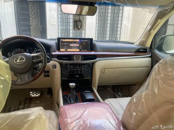 للبيع لكزس بريمى 2020 11