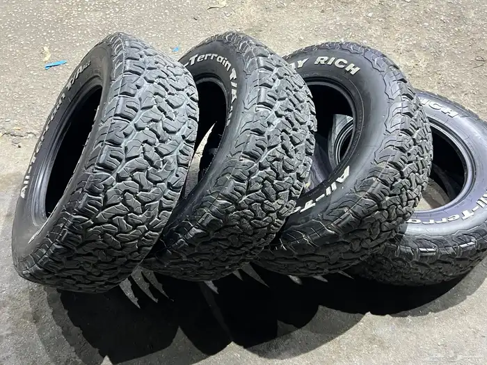 كفرات نضيفه بالمره حجري تاريخ 24 مقاس 17 25