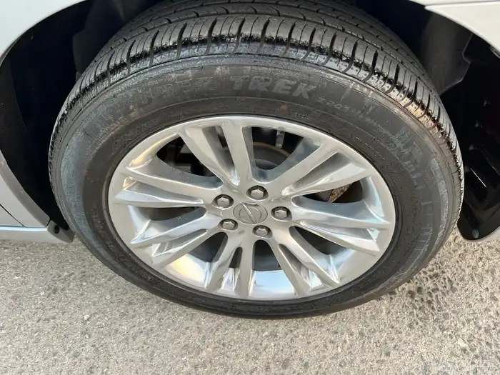 كلايزلر للبيع 2021 عداد قليل وحاله ممتازة 8