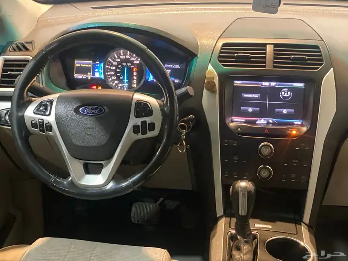 فورد اكسبلور 2013 XLT بحاله ممتازه جدا جدا 8