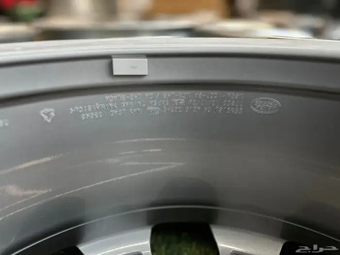 جنوط رنج روفر أوتوبيوغرافي 2025 مقاس 23 أصليه بلد اصفار 10