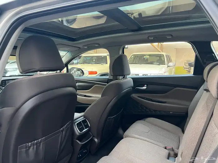 سنتافي 2019 بنزين 6 سلندر سقف بانوراما 7 مقاعد قمة الاطلال 40