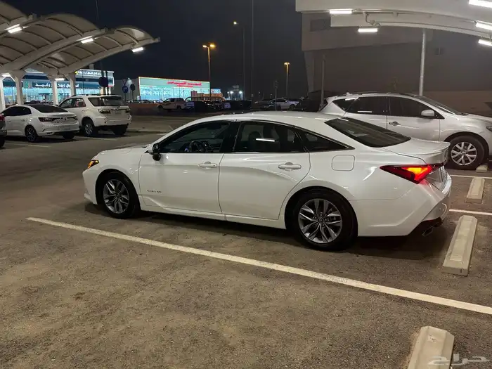 تويوتا افالون وكالة 2