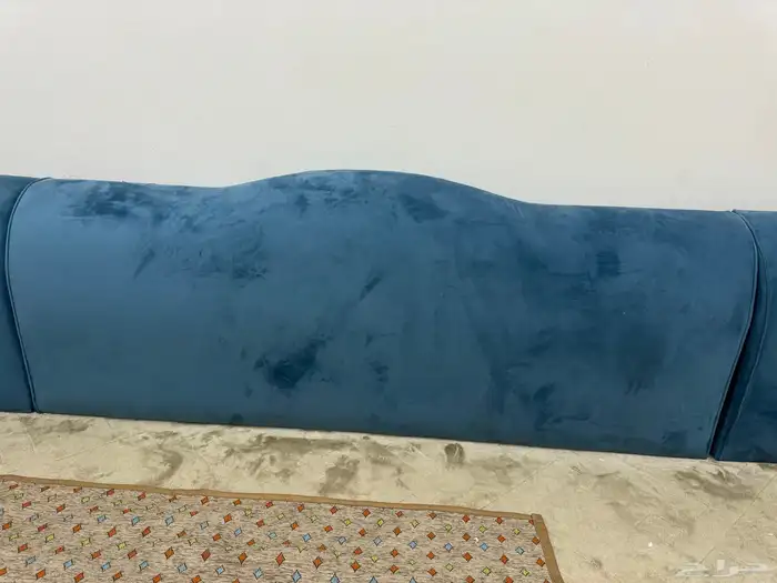 مساند ظهر 3ونص في 3 نظيفه معهن 2 مركا للبيع للاعلى سوم 0