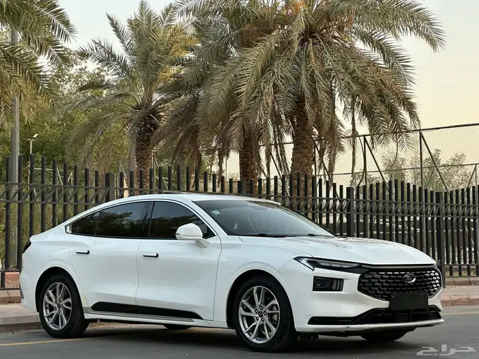 فورد تورس موديل 2023 نص فل ترند بطاقه جمركية 2