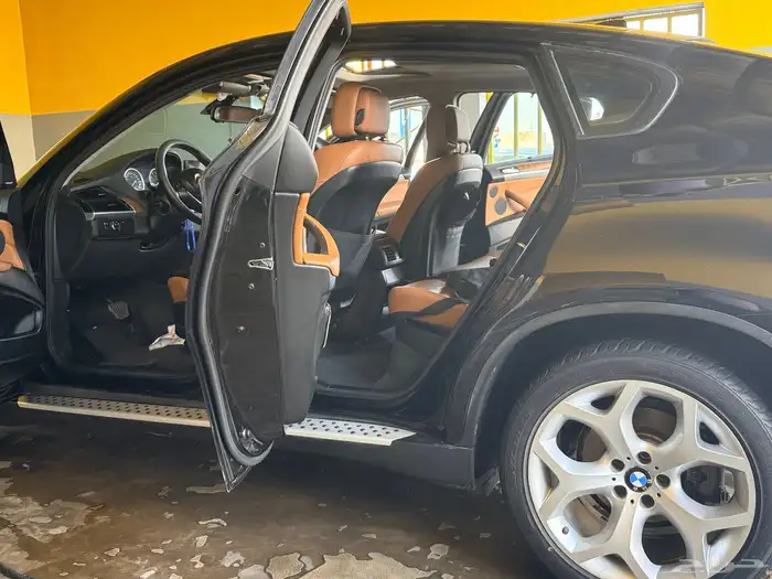 للبيع سيارة BMW فئة X6 موديل 2012 24