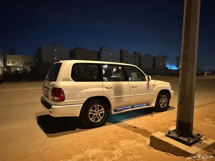 لكزس 2006LX47 17