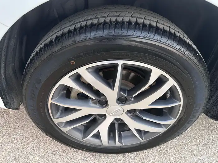 للبيع جيلي امجراند2023كمفورت. 28