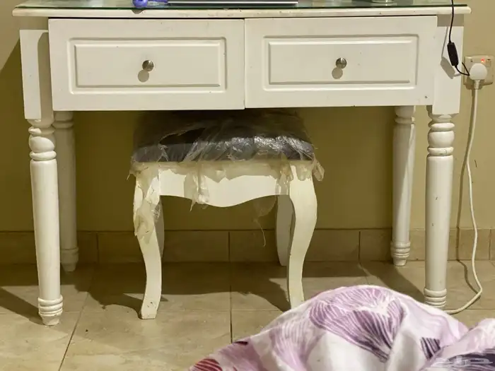 للبيع تسريحه غرفه 0